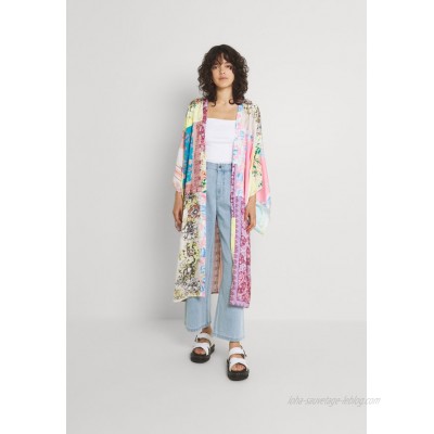Free People PATCHED WITH LOVE ROBE Summer jacket magic combo/multicoloured 